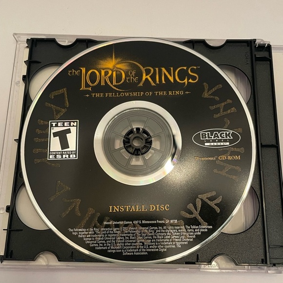 Lord of the Rings: The Fellowship of the Ring (PC CD-ROM 2002) Two disc Set - Picture 4 of 4